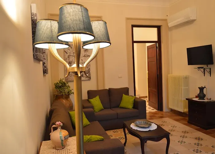 别墅 Siciliana 陶尔米纳