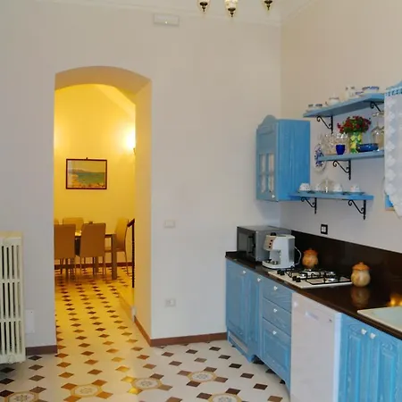 ヴィラ Siciliana *